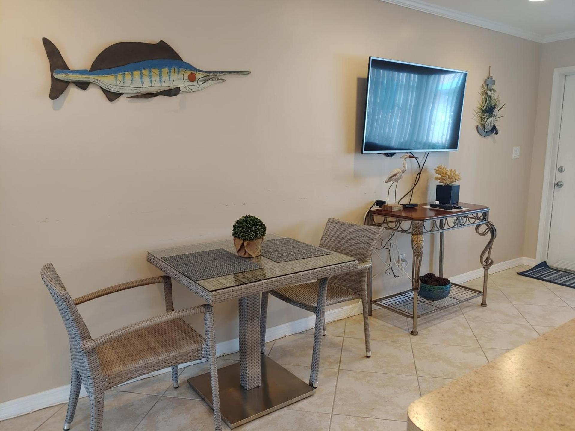 Sunrise Ocean Suites photo 8