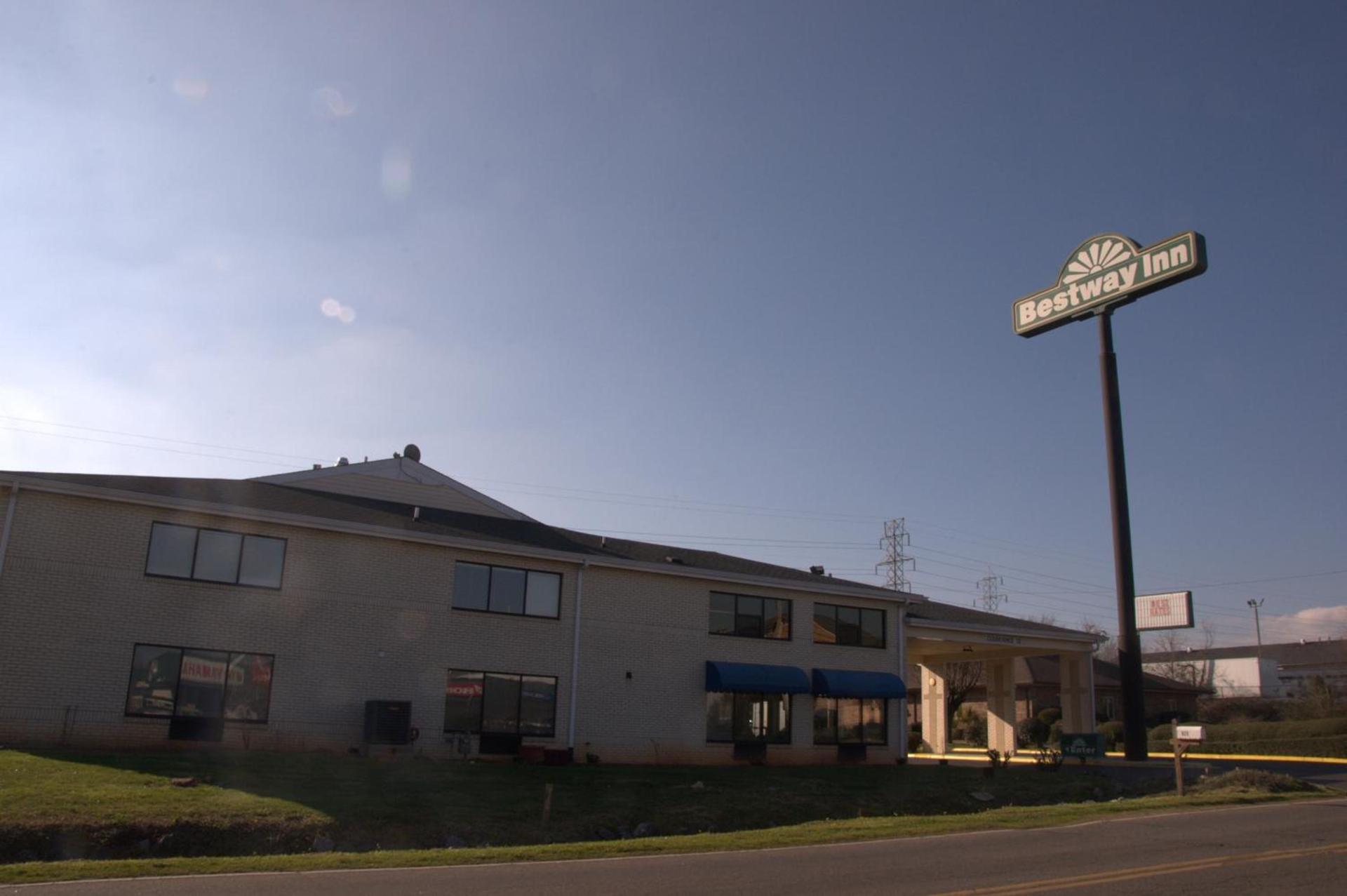 Bestway Inn photo 24