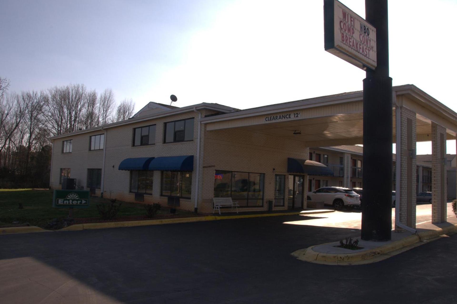 Bestway Inn photo 23