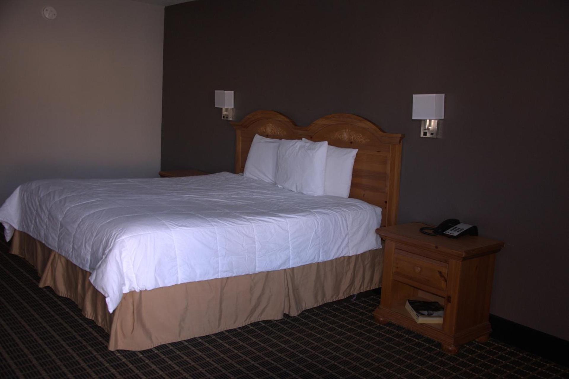 Bestway Inn photo 8