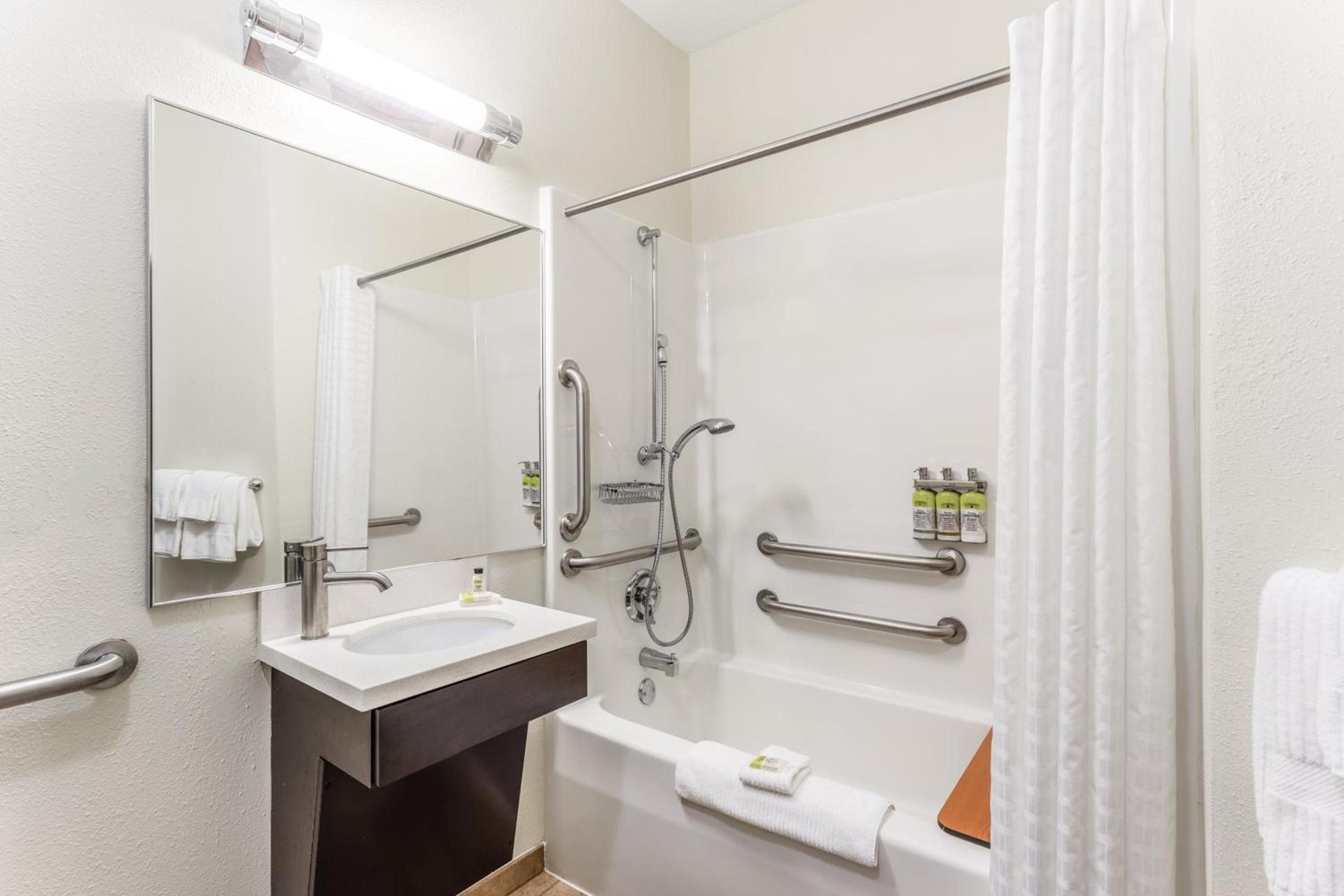 Candlewood Suites Aurora-Naperville by IHG photo 32