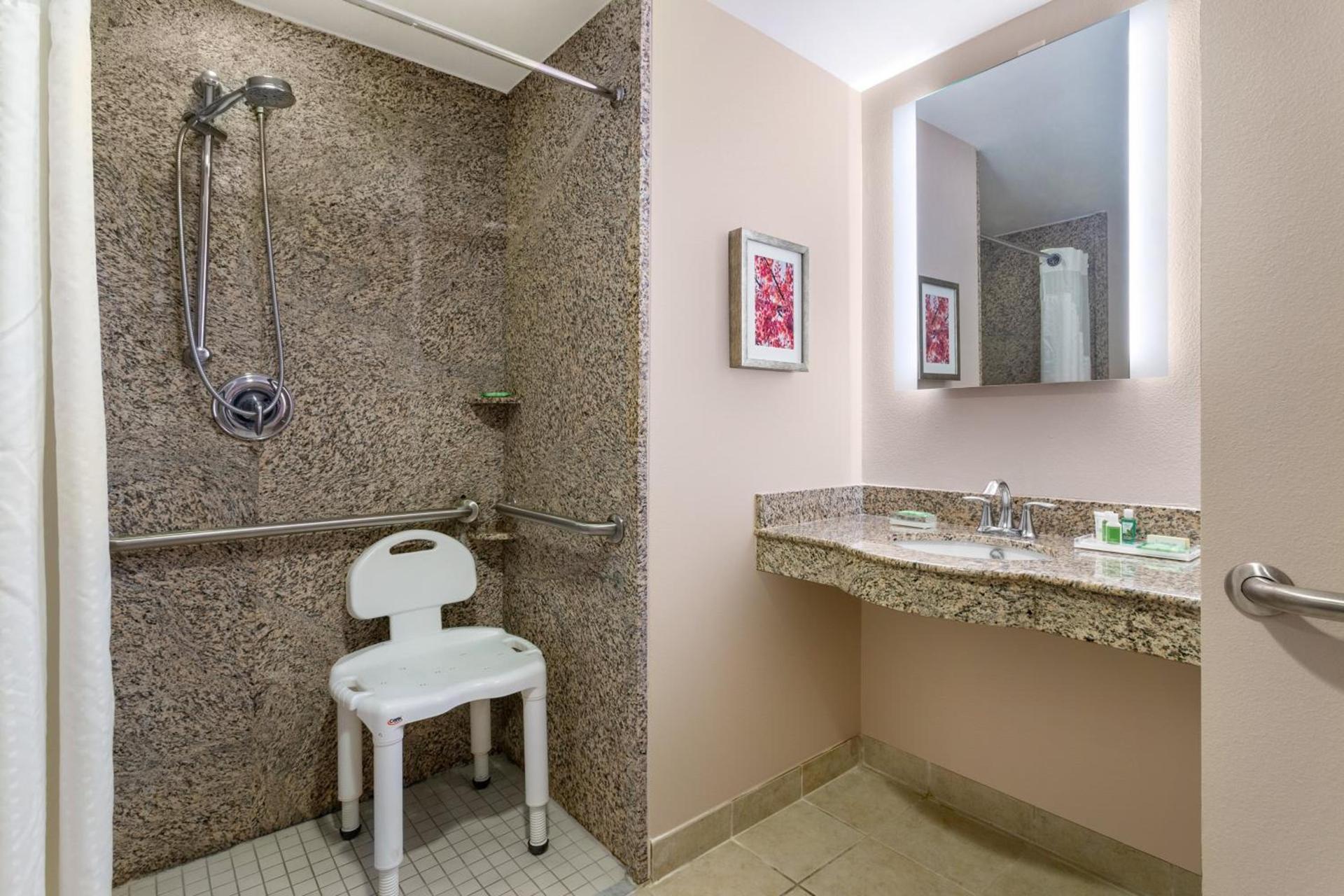 Holiday Inn Winter Haven by IHG photo 30