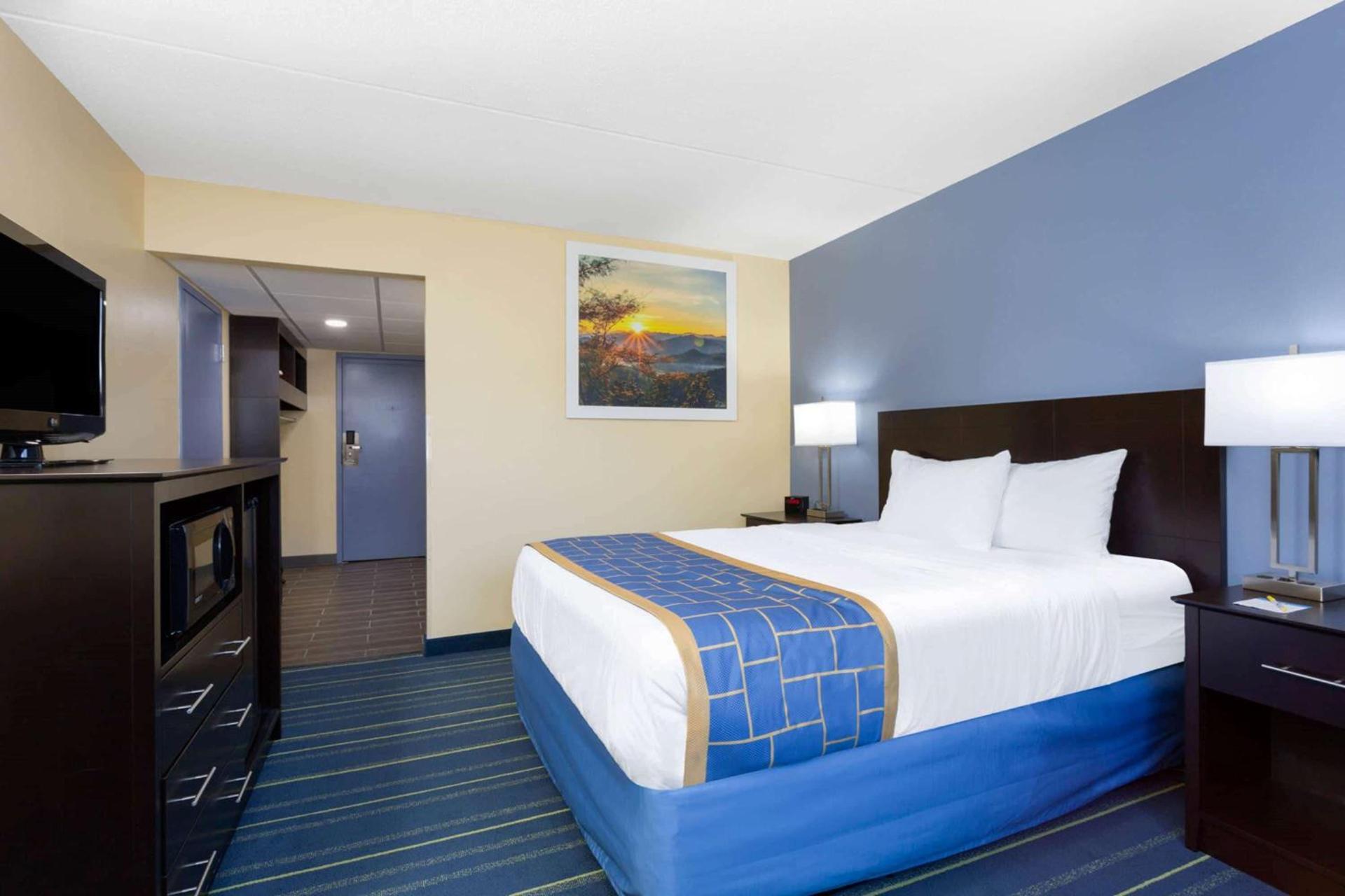 Days Inn by Wyndham Augusta photo 2