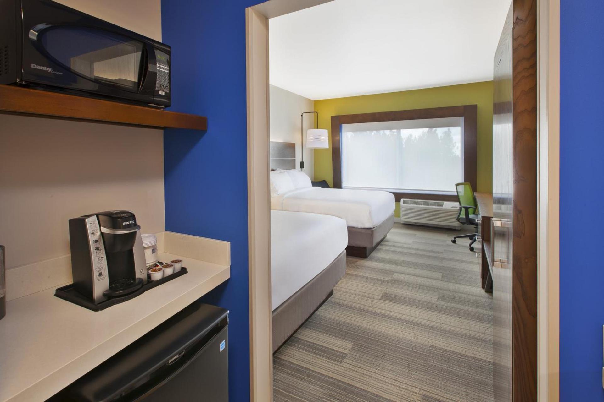 Holiday Inn Express and Suites South Hill by IHG photo 24