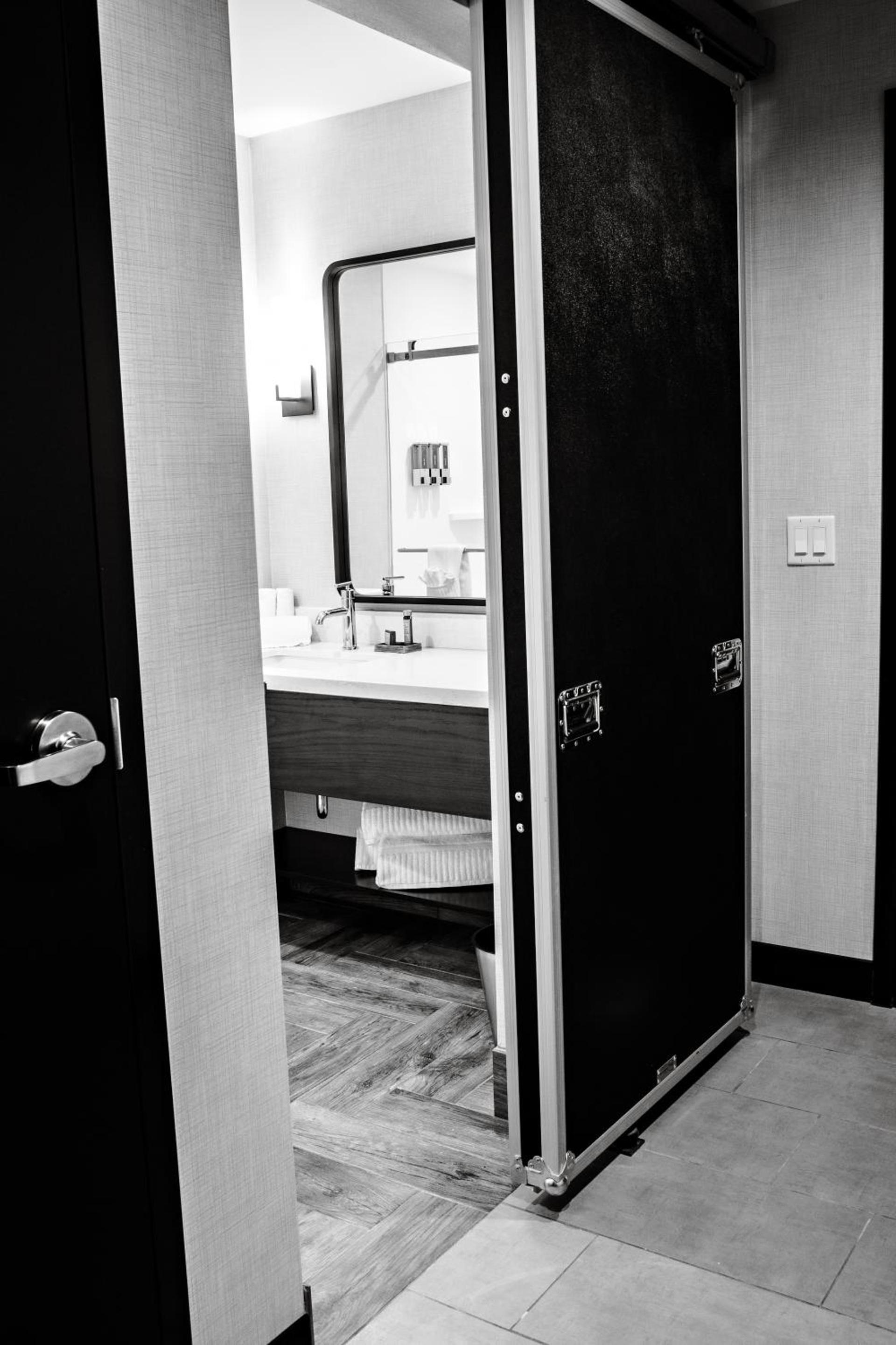 Hotel Rock Lititz photo 14