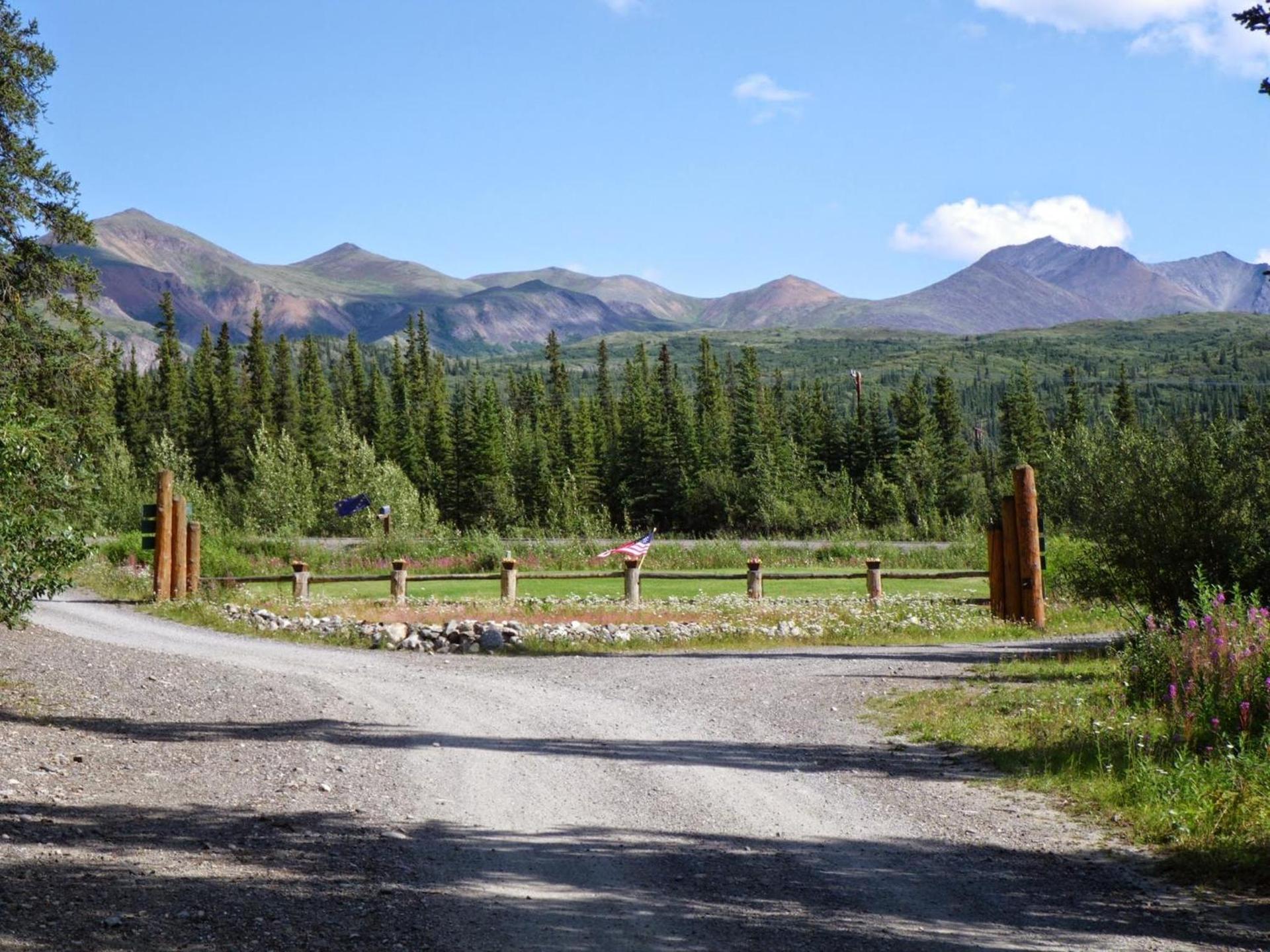 Carlo Creek Cabins photo 45