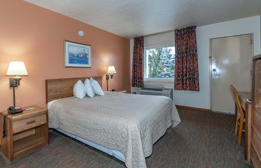 Americas Best Value Inn Ashtabula/Austinburg photo 23