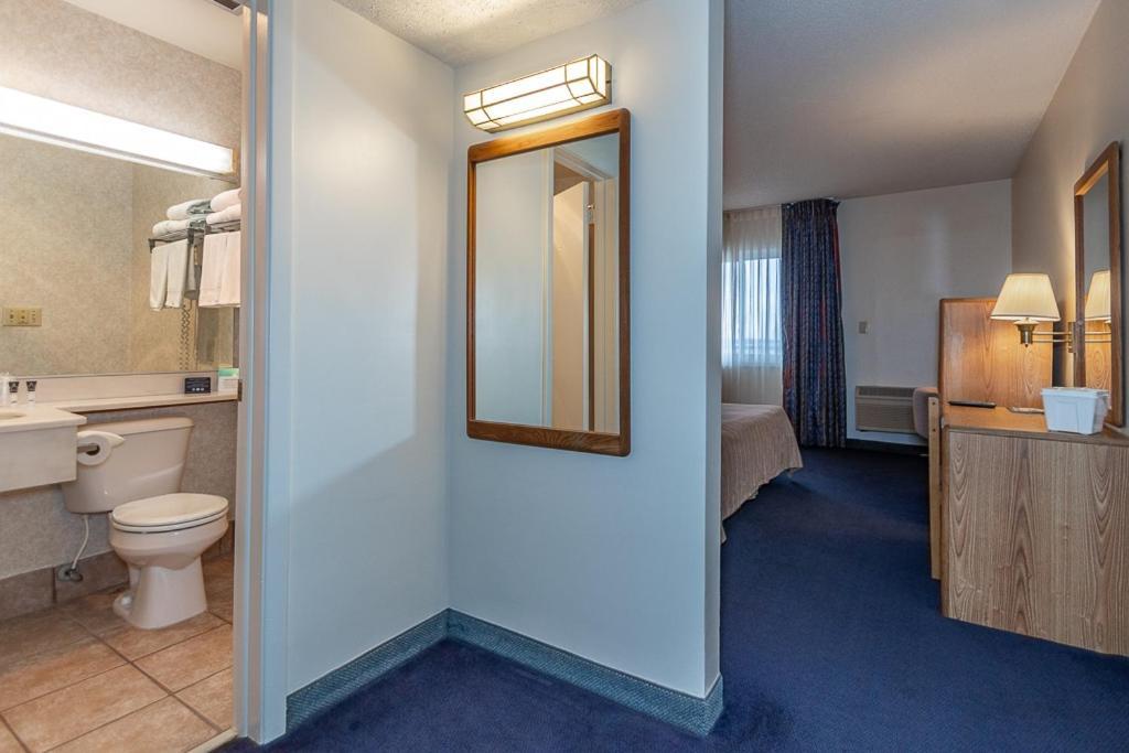 Americas Best Value Inn Ashtabula/Austinburg photo 13