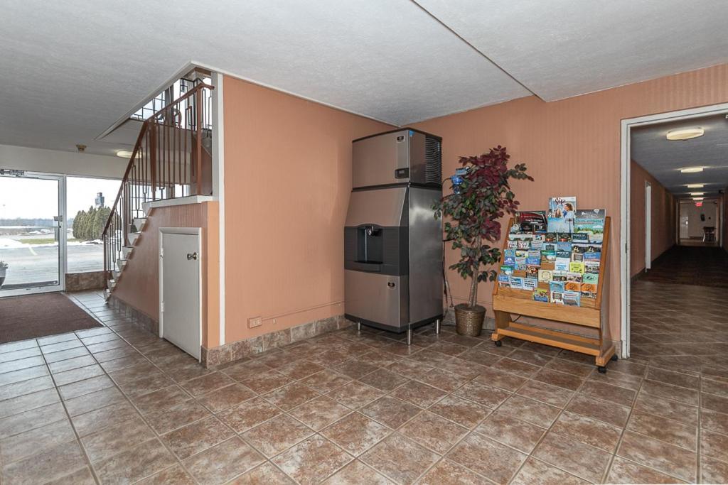 Americas Best Value Inn Ashtabula/Austinburg photo 5