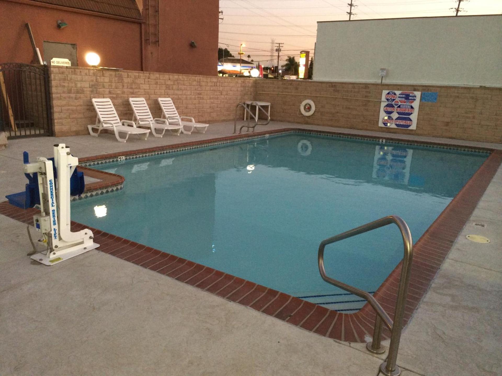 Americas Best Value Inn - Azusa/Pasadena photo 25