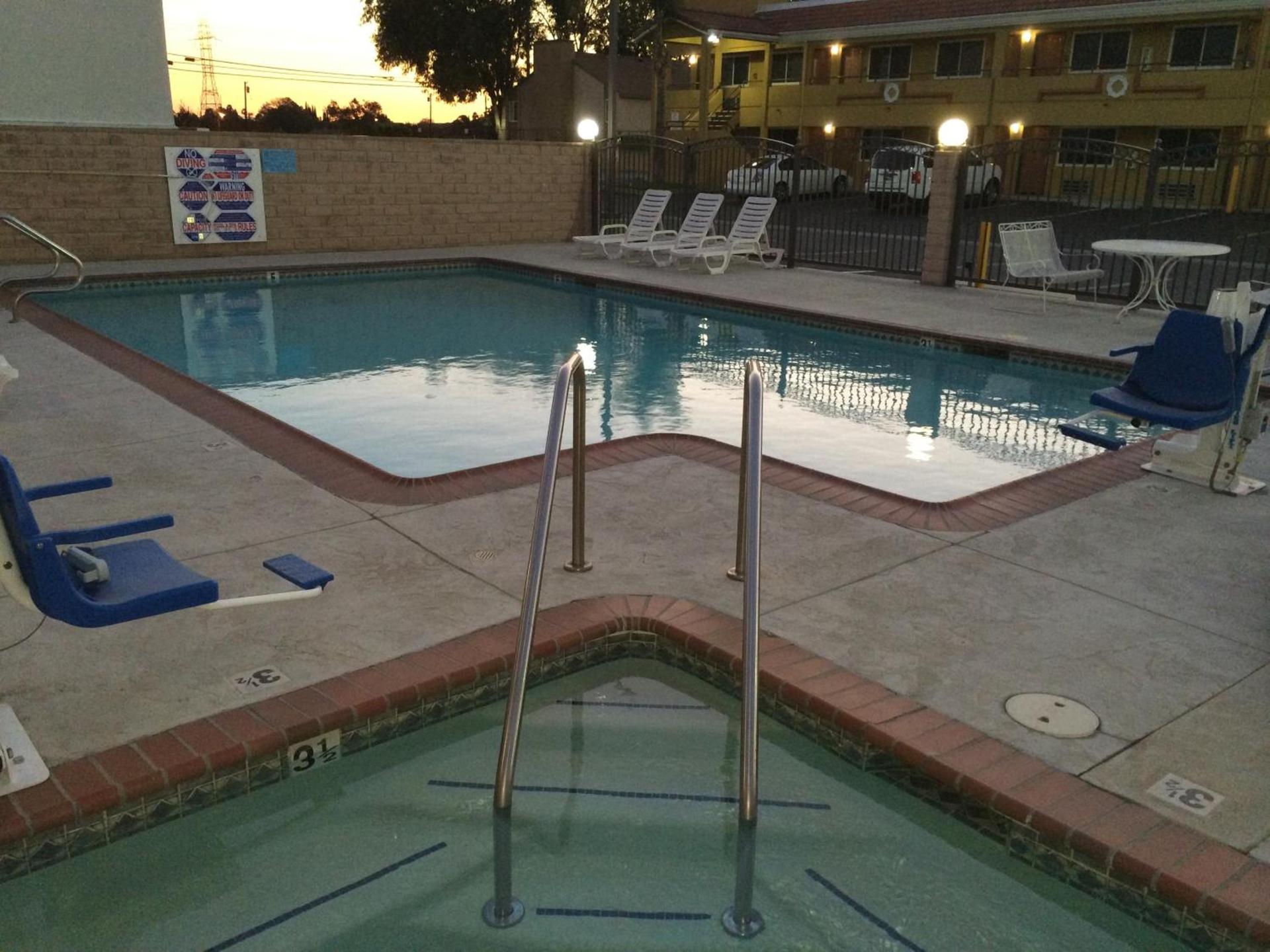 Americas Best Value Inn - Azusa/Pasadena photo 24