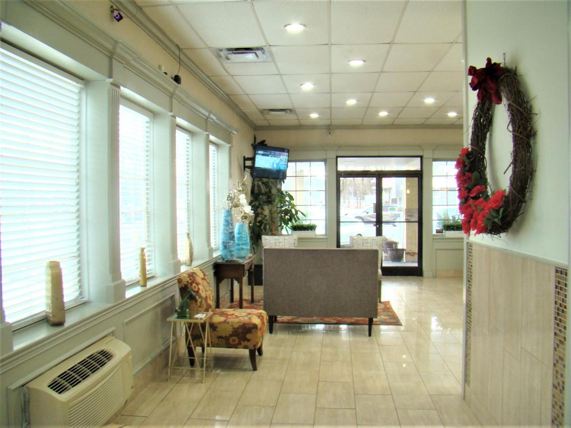 Baymont by Wyndham Front Royal Near Shenandoah National Park photo 55