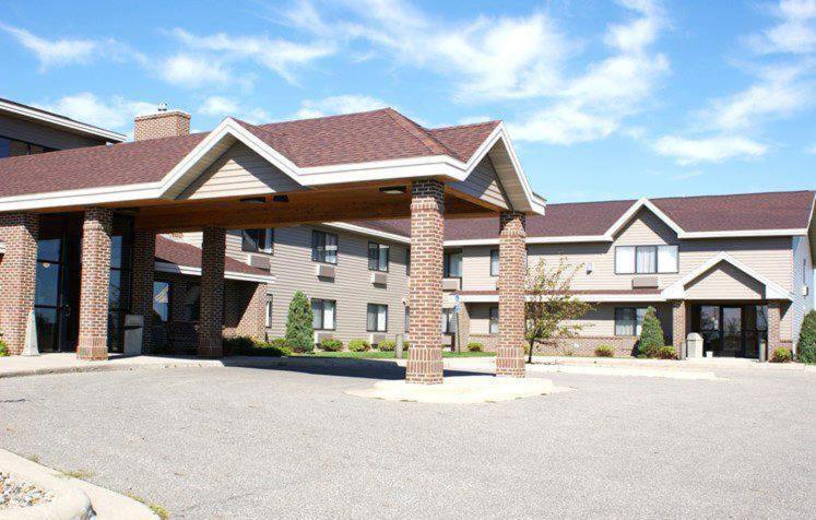 Madelia Hotel & Suites photo 1
