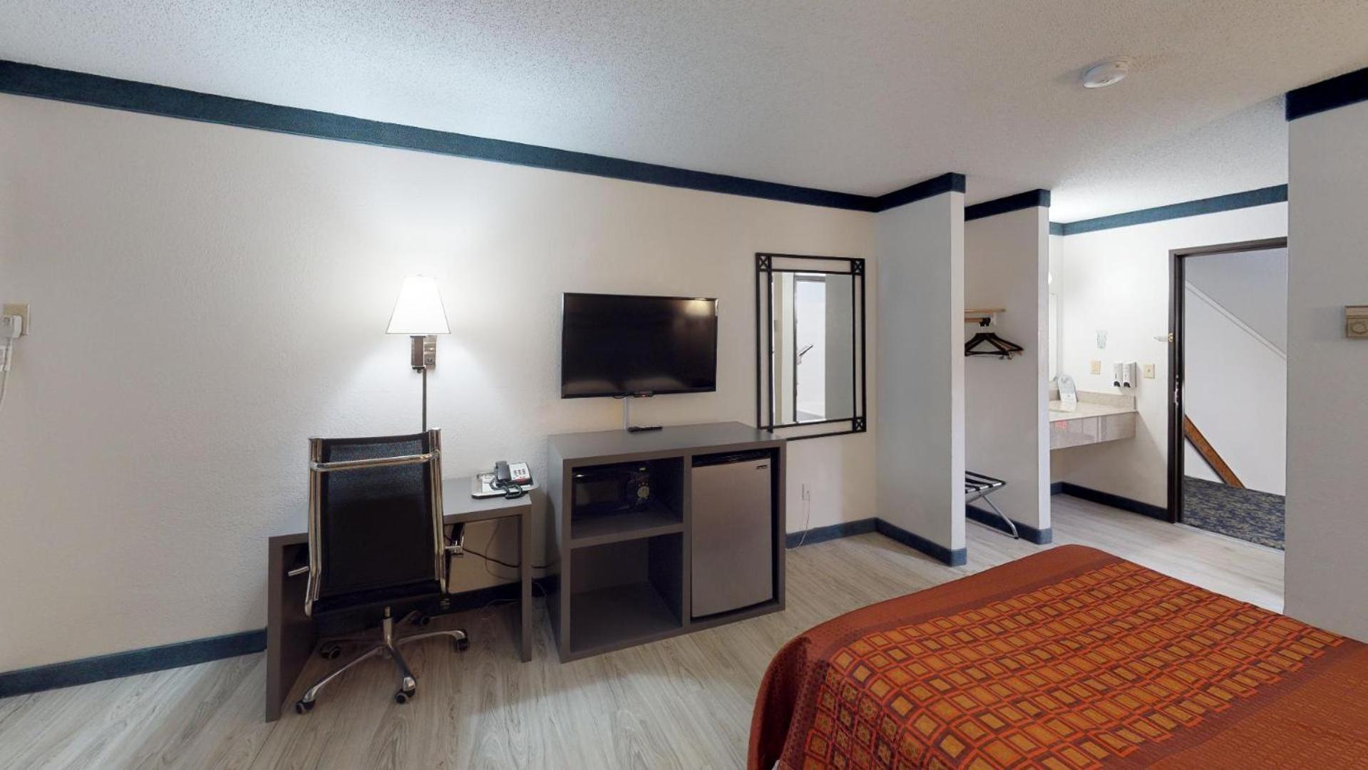 Waconia Inn and Suites photo 20