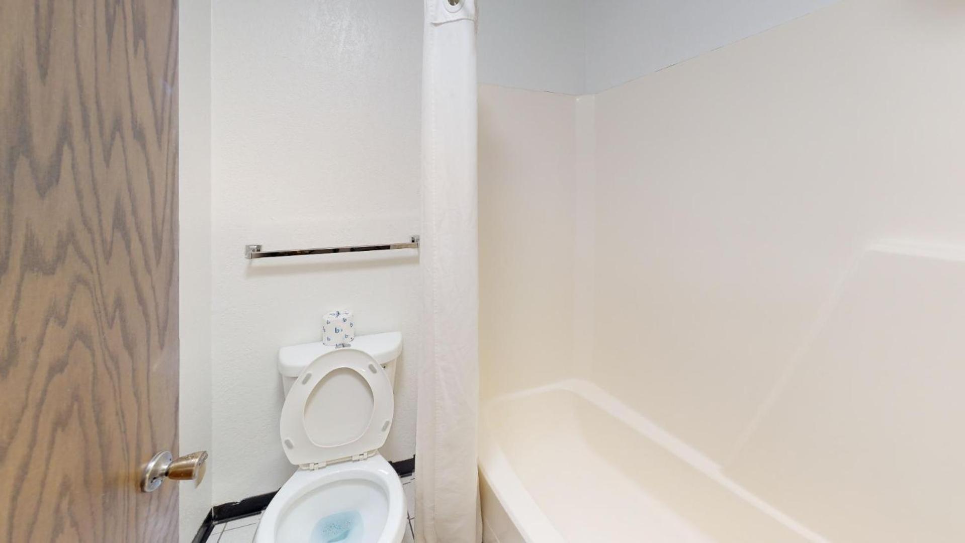 Waconia Inn and Suites photo 8