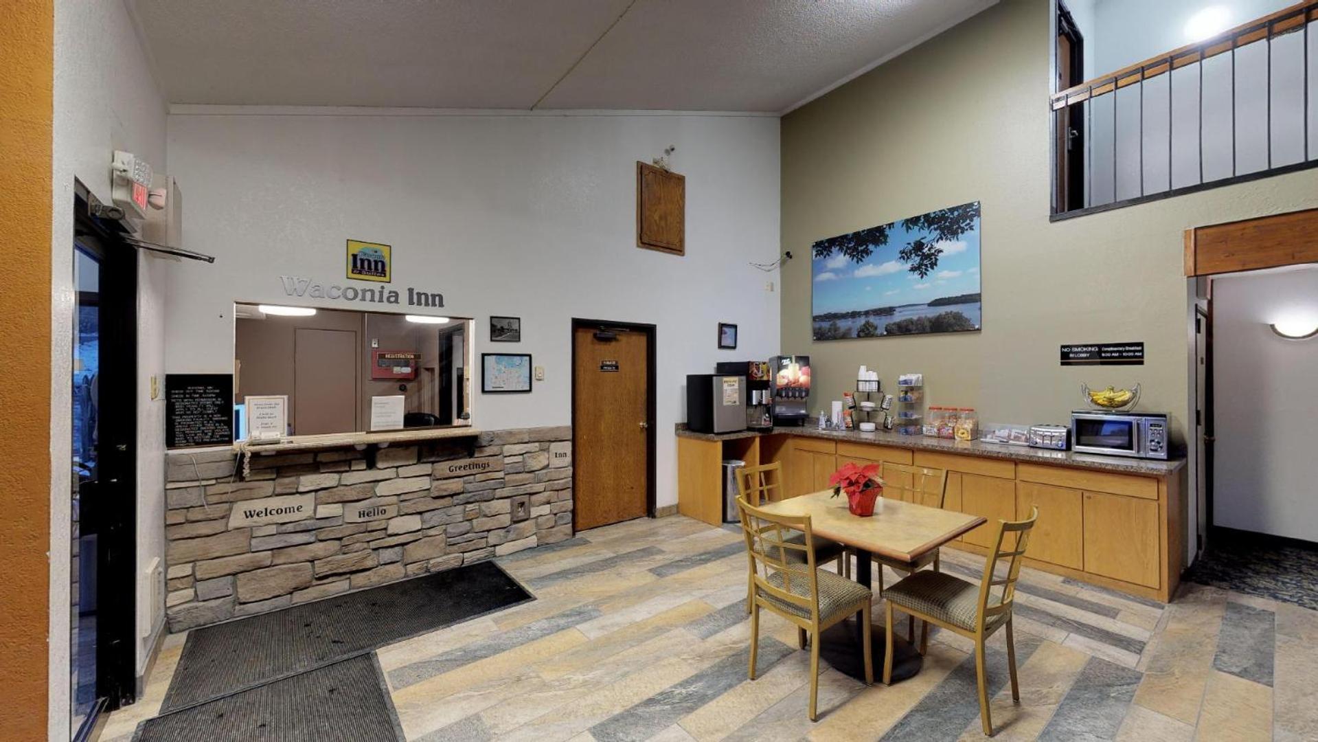 Waconia Inn and Suites photo 17