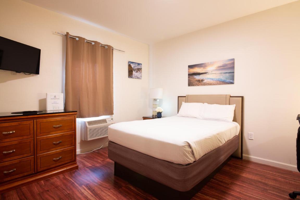 Anchor Pointe Inn photo 17