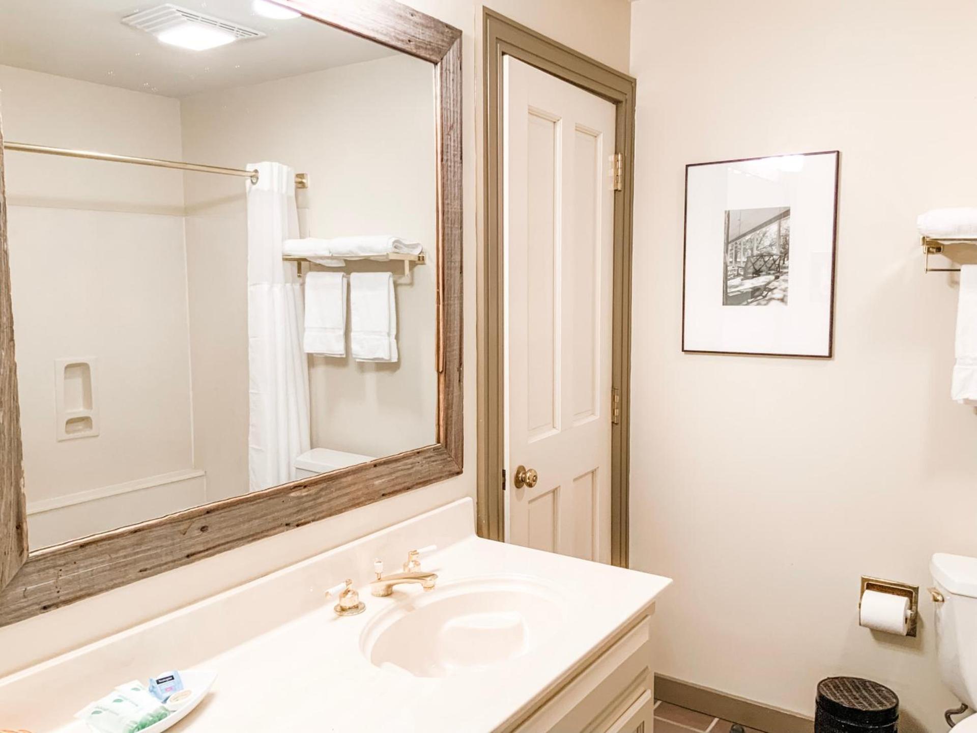 The Lodge at The Bluffs photo 19