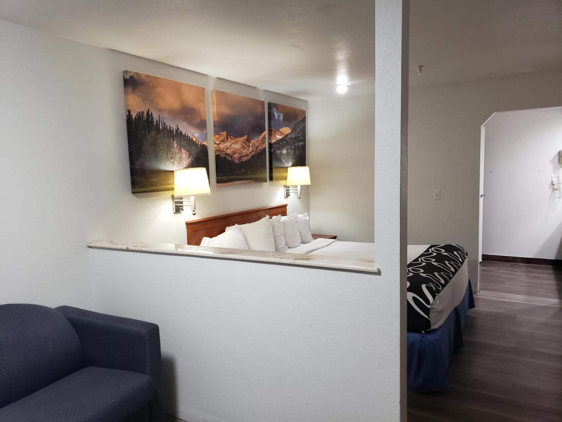 Days Inn by Wyndham Bishop photo 19