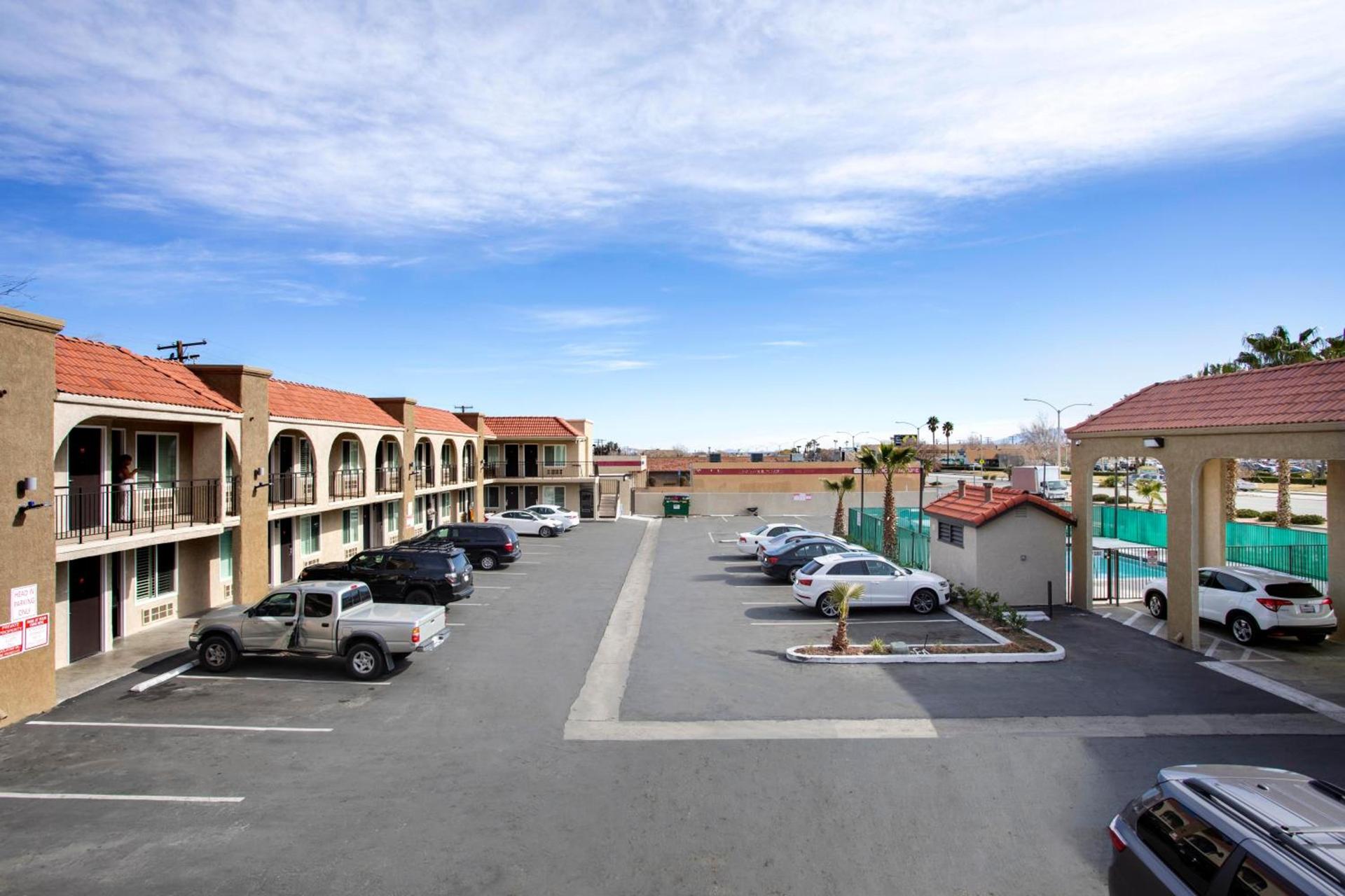 Hotel Palmdale - Antelope Valley photo 5