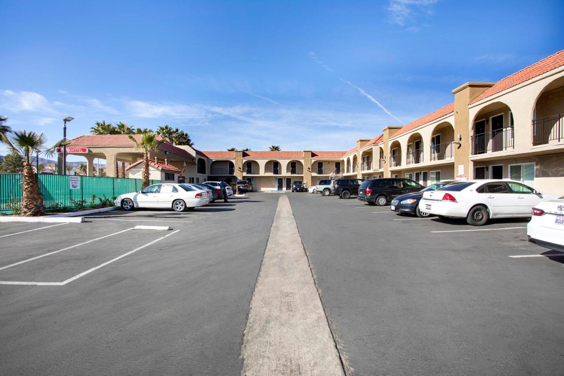 Hotel Palmdale - Antelope Valley photo 32