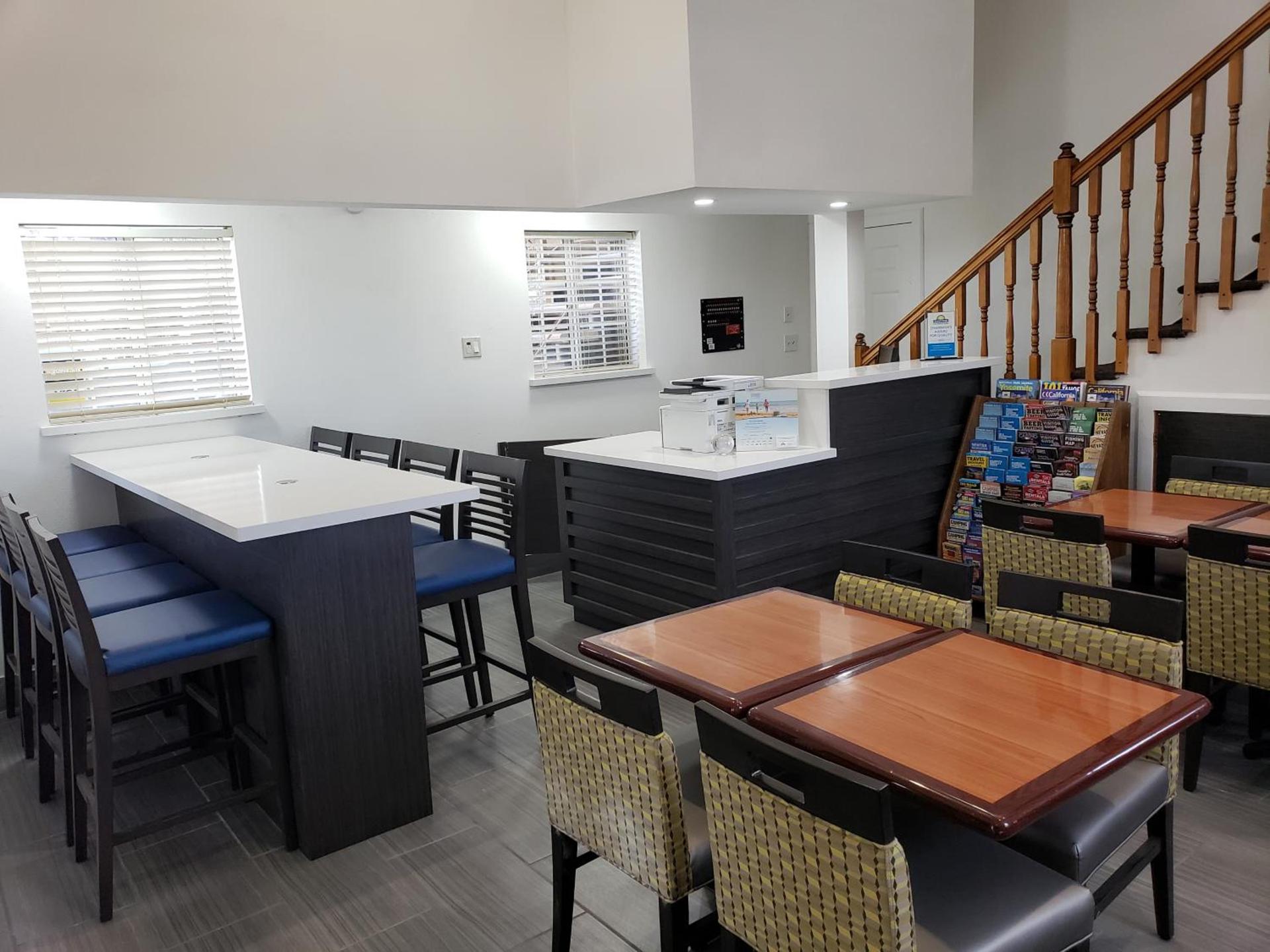 Days Inn by Wyndham Bishop photo 17