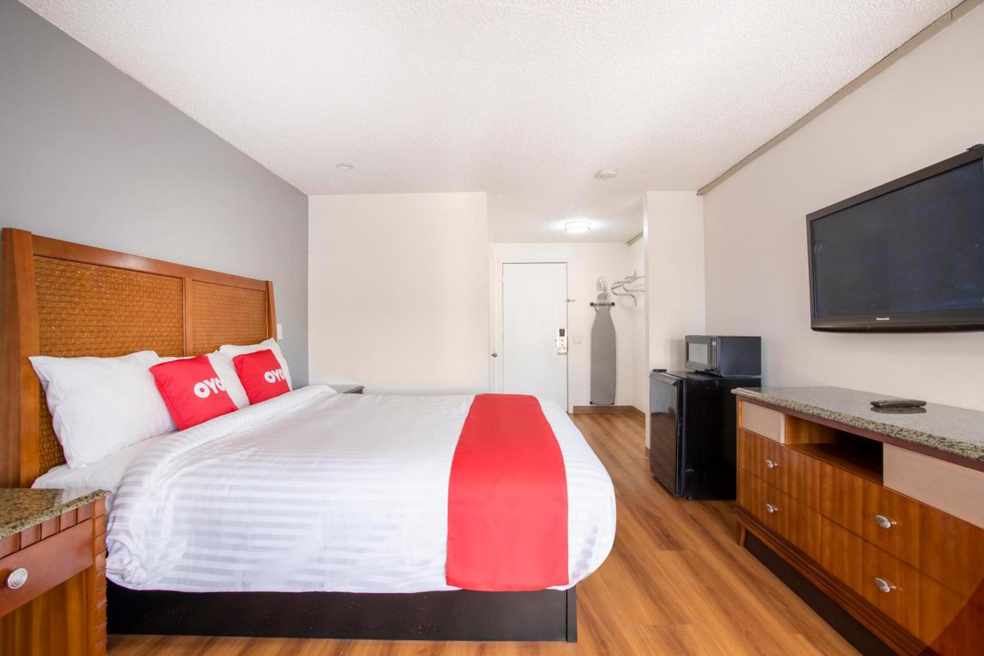 Hotel Palmdale - Antelope Valley photo 25