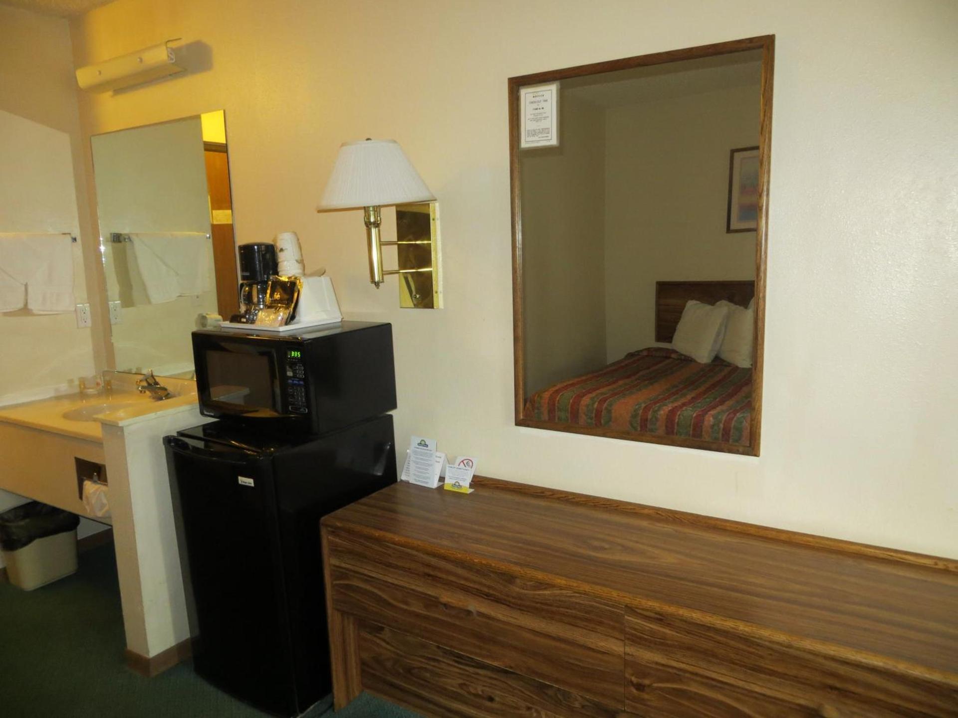 Travelodge by Wyndham Longmont photo 42