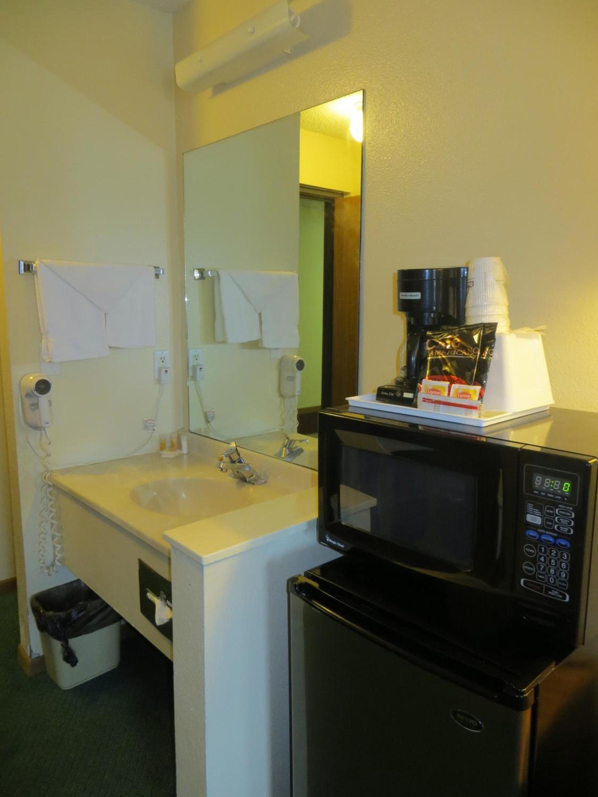 Travelodge by Wyndham Longmont photo 40