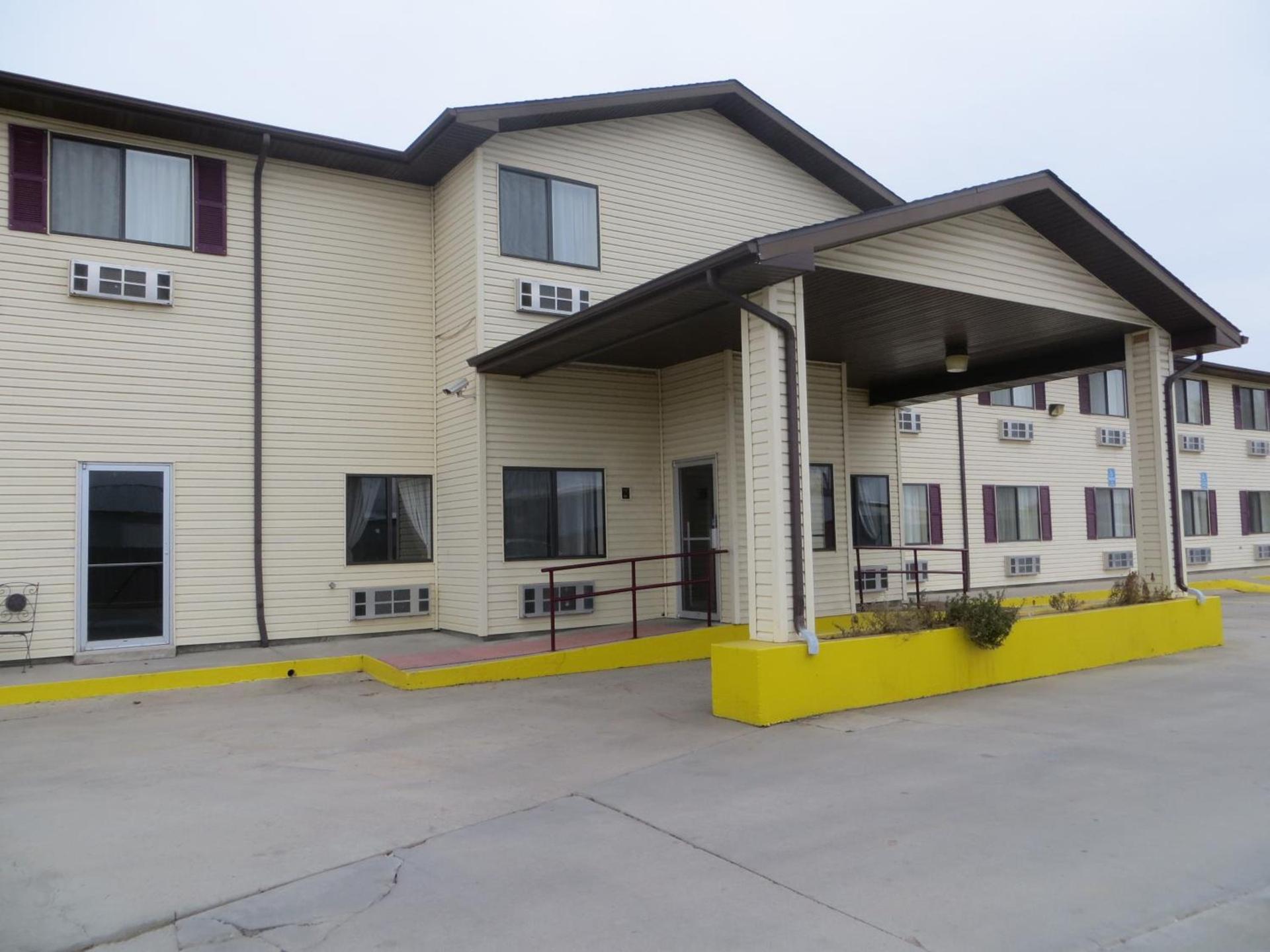Travelodge by Wyndham Longmont photo 43