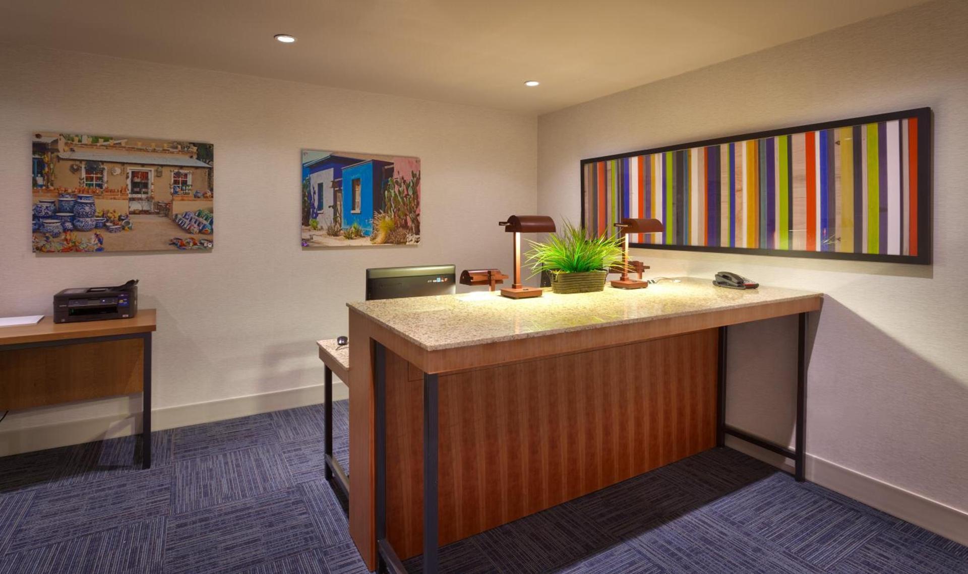 Holiday Inn Express & Suites Phoenix West - Buckeye by IHG photo 3