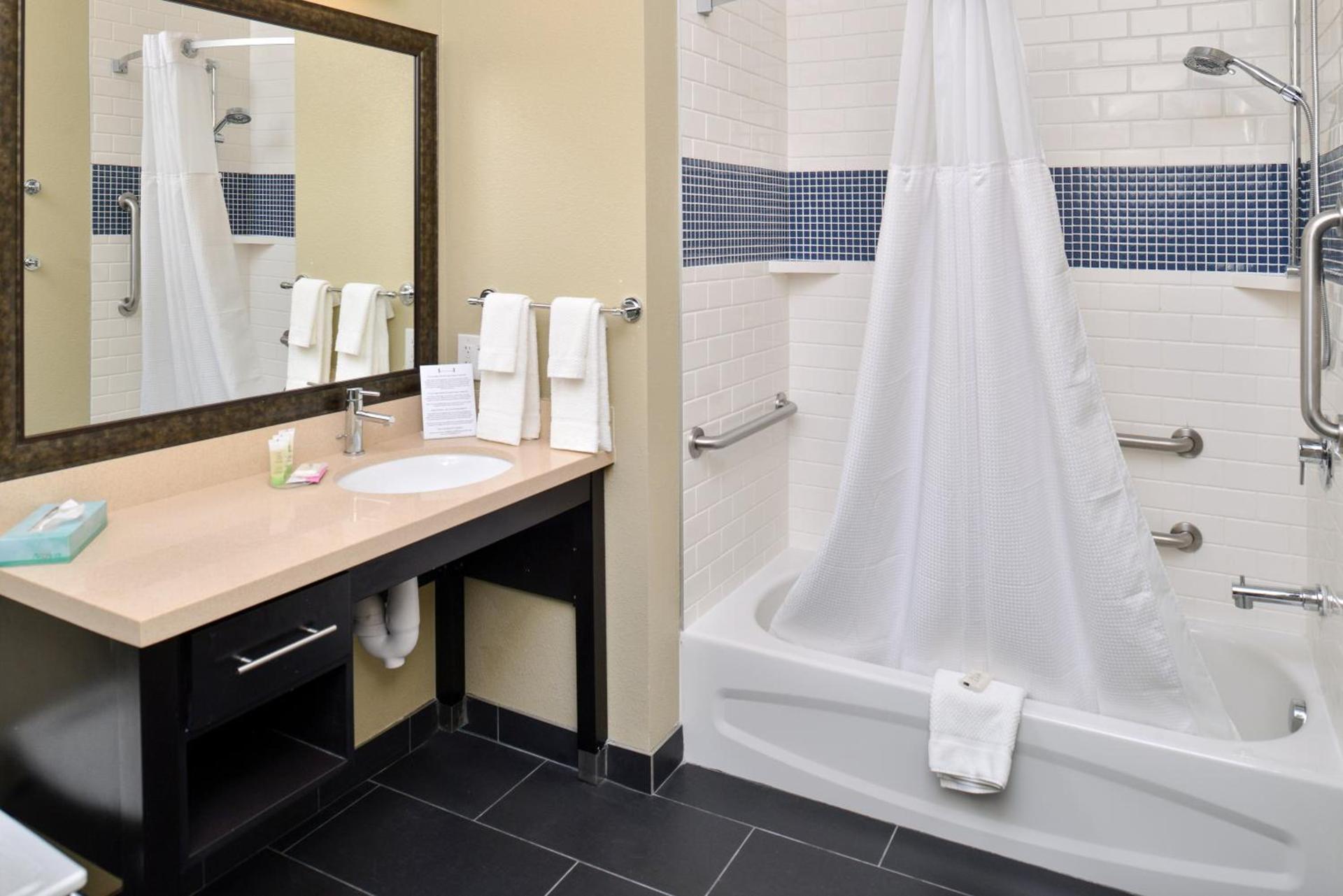 Staybridge Suites Rochester by IHG photo 39
