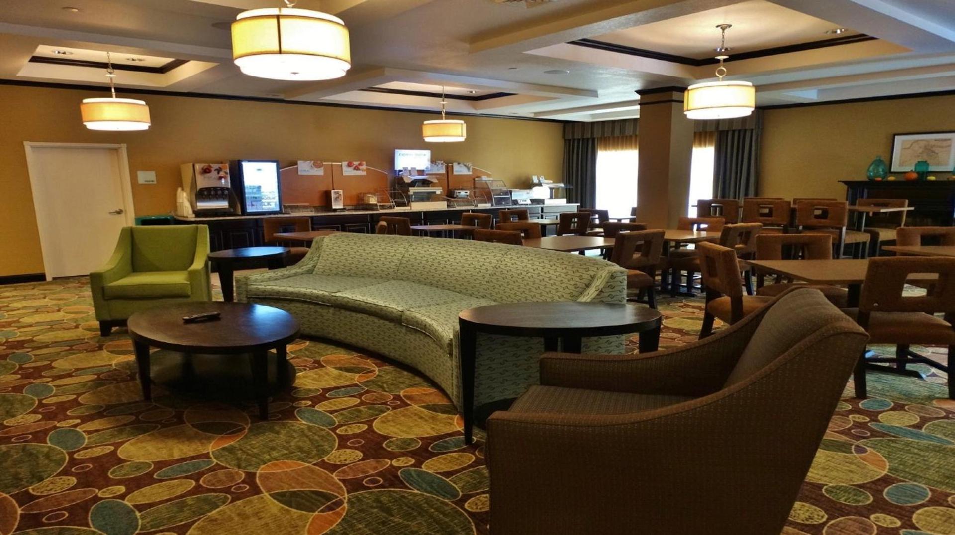 Holiday Inn Express and Suites Montgomery by IHG photo 20