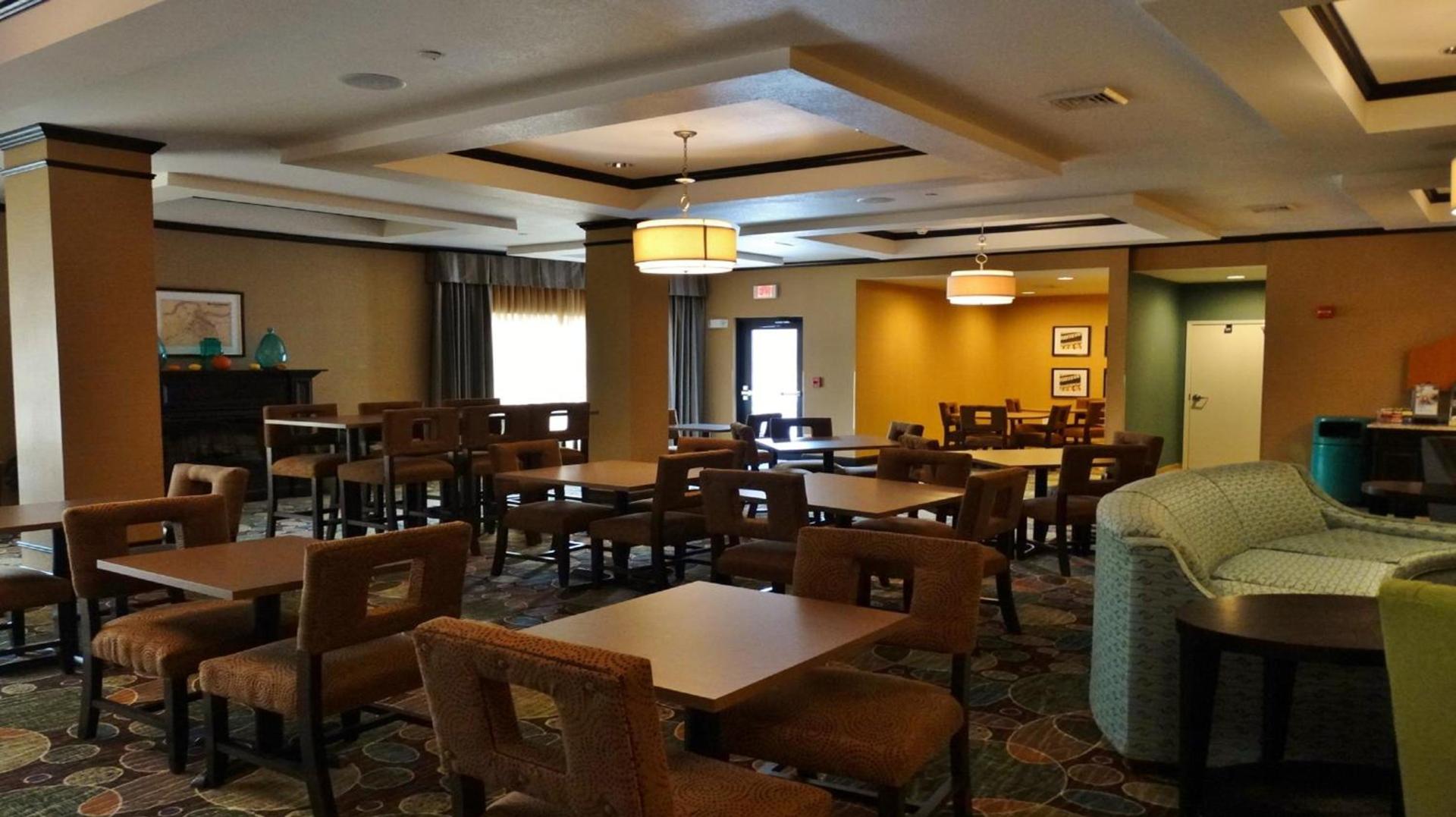 Holiday Inn Express and Suites Montgomery by IHG photo 5