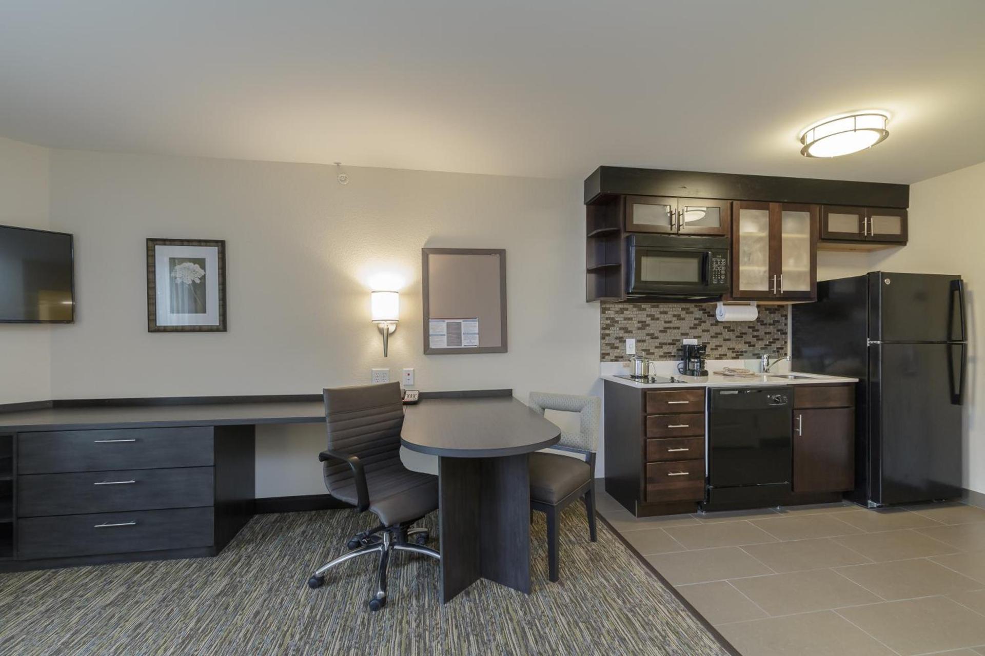 Candlewood Suites Mishawaka by IHG photo 11