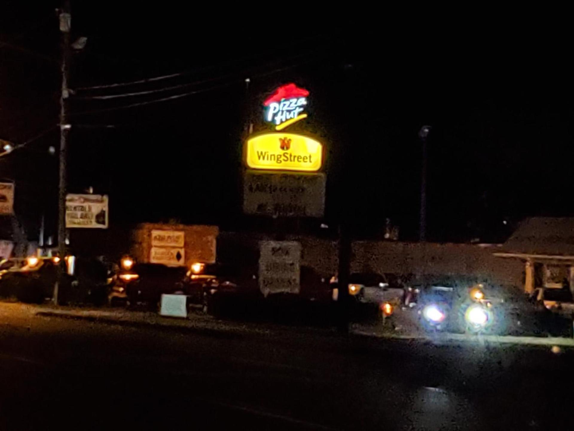 Elk Inn Motel I-77,Exit 85 photo 3