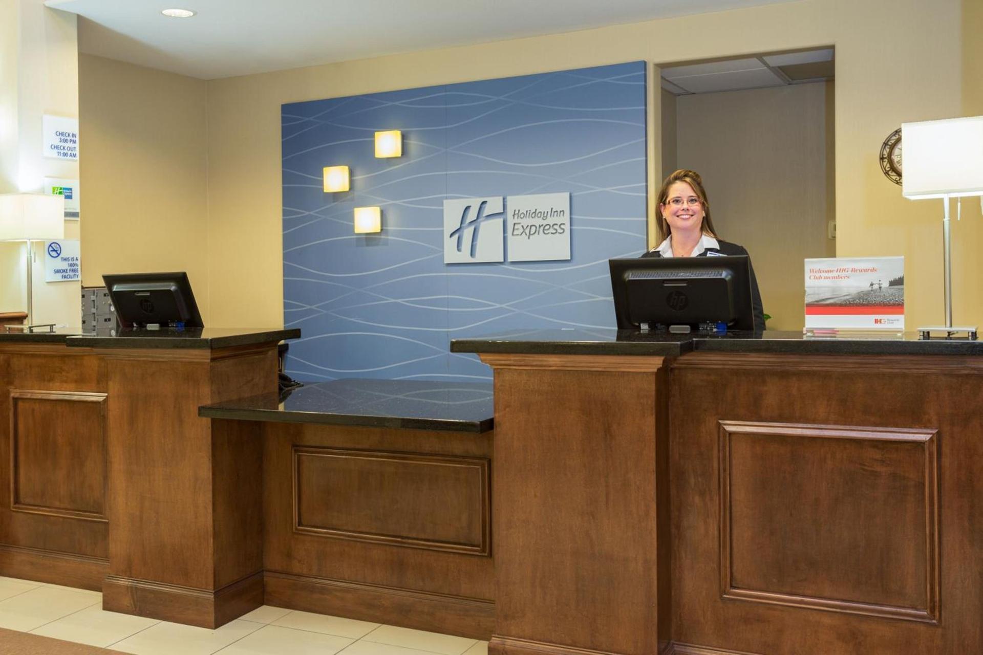 Holiday Inn Express & Suites Moultrie by IHG photo 4
