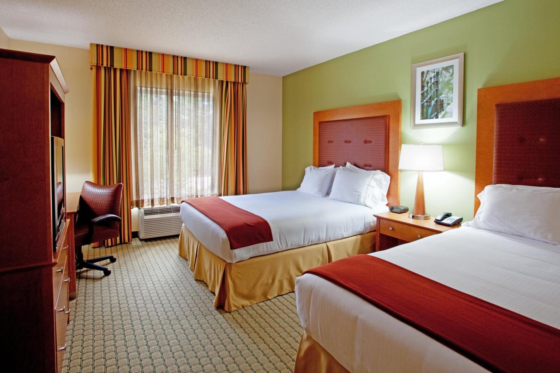Holiday Inn Express Hotel & Suites Charleston - North by IHG photo 35