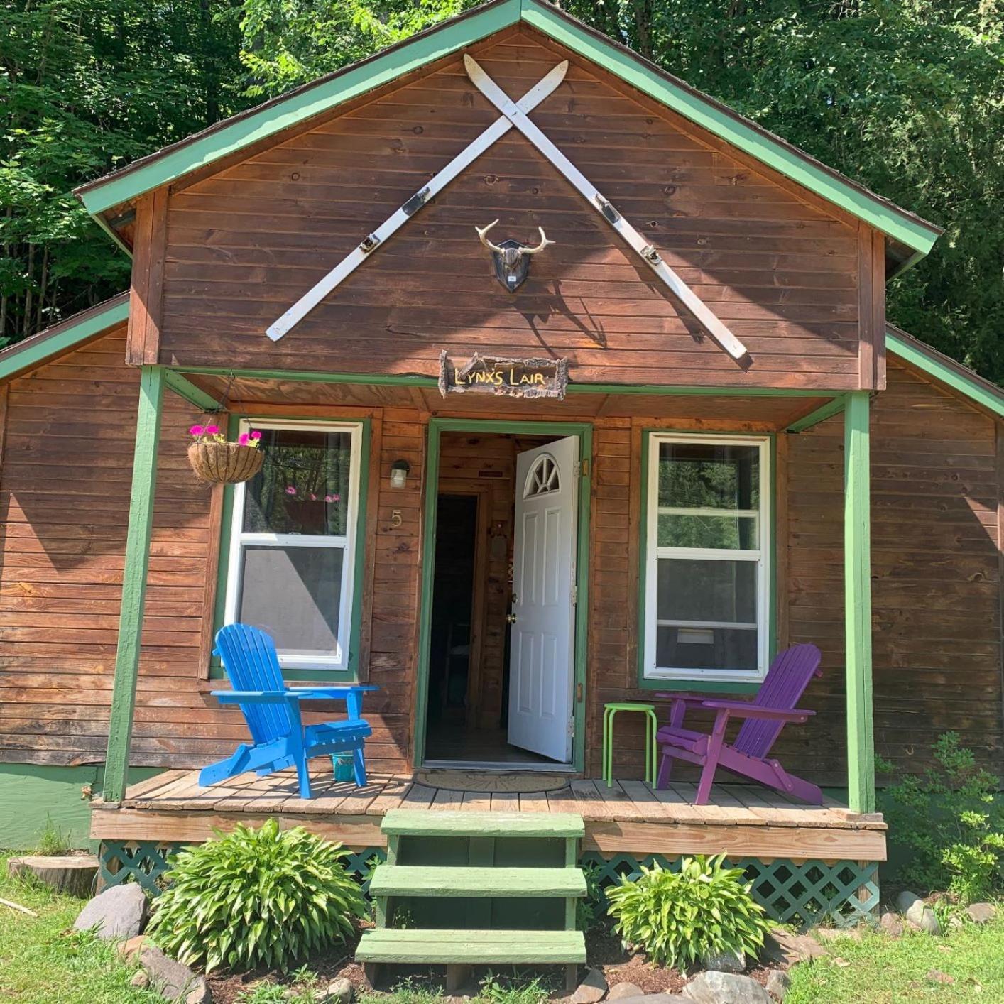 Pine Crest Motel & Cabins photo 48