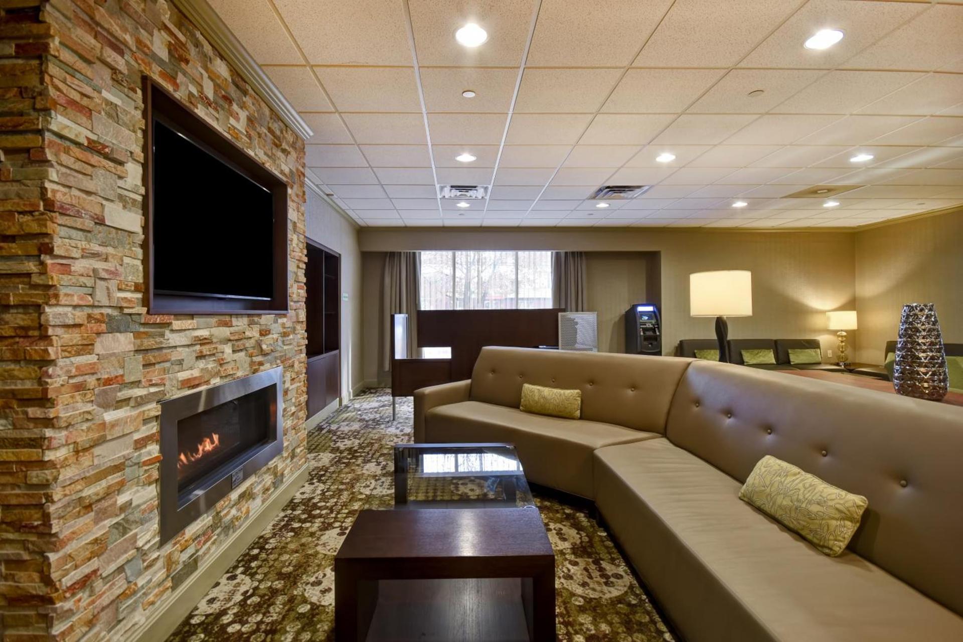 Holiday Inn Cincinnati-Riverfront by IHG photo 15