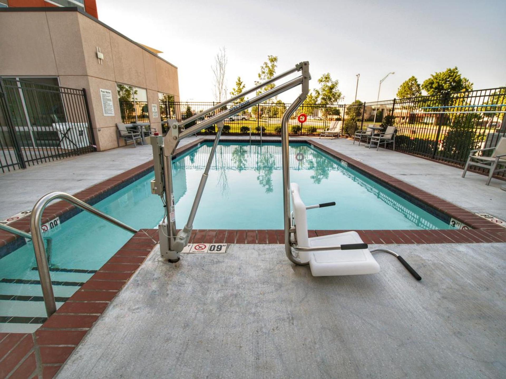 Holiday Inn Express & Suites Moore by IHG photo 39
