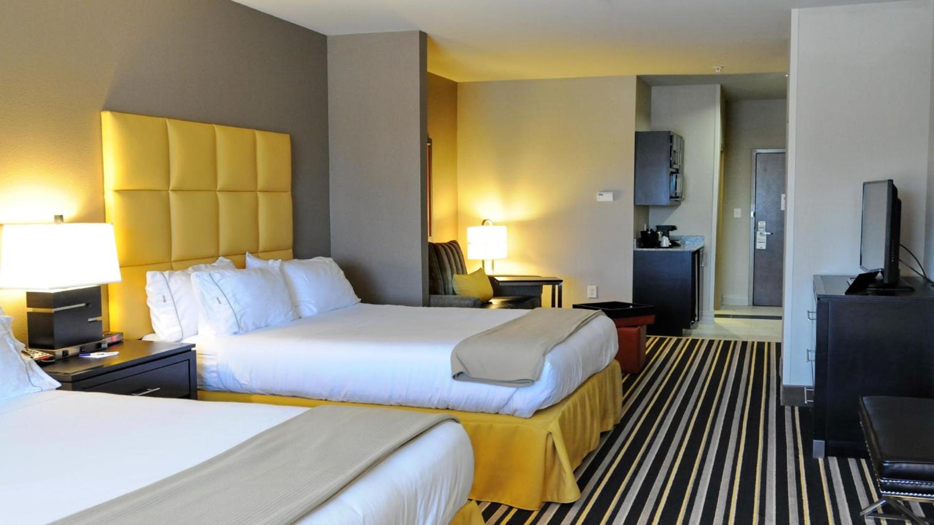 Holiday Inn Express Covington-Madisonville by IHG photo 31