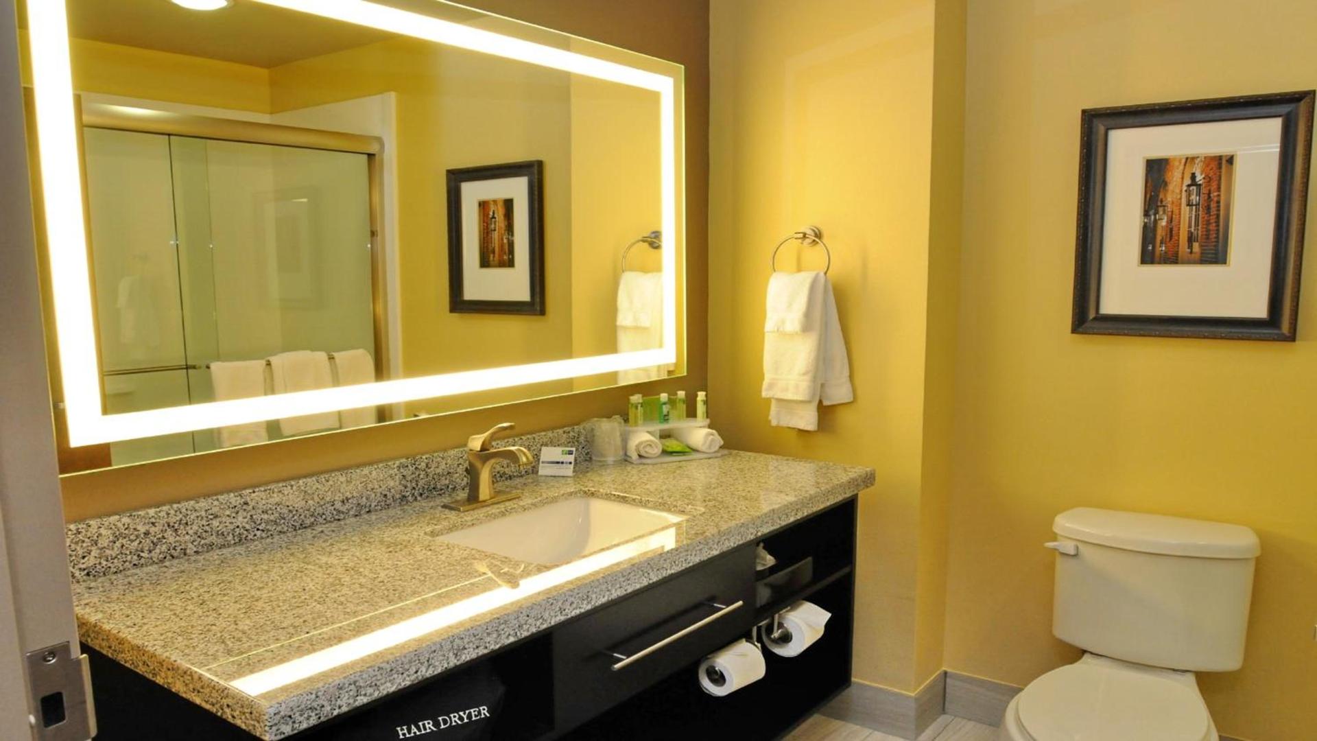 Holiday Inn Express Covington-Madisonville by IHG photo 24