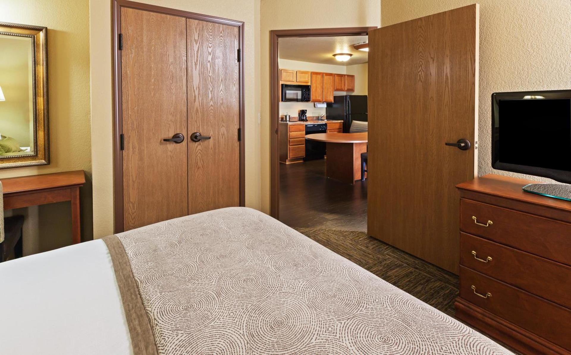 Candlewood Suites St. Robert by IHG photo 21