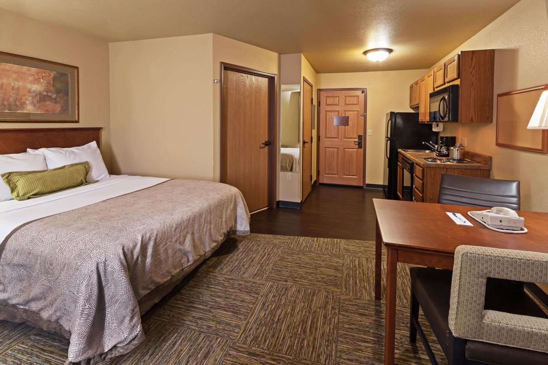 Candlewood Suites St. Robert by IHG photo 3