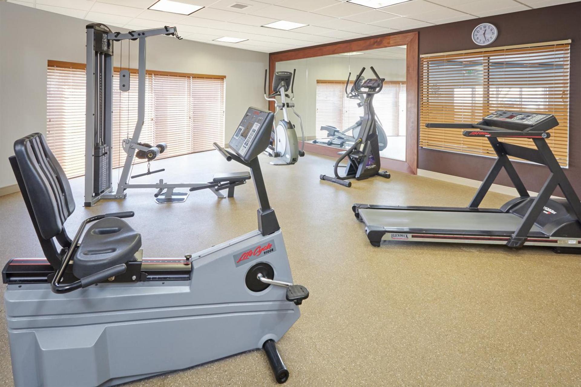 Holiday Inn Express Hotels- Hampton by IHG photo 31
