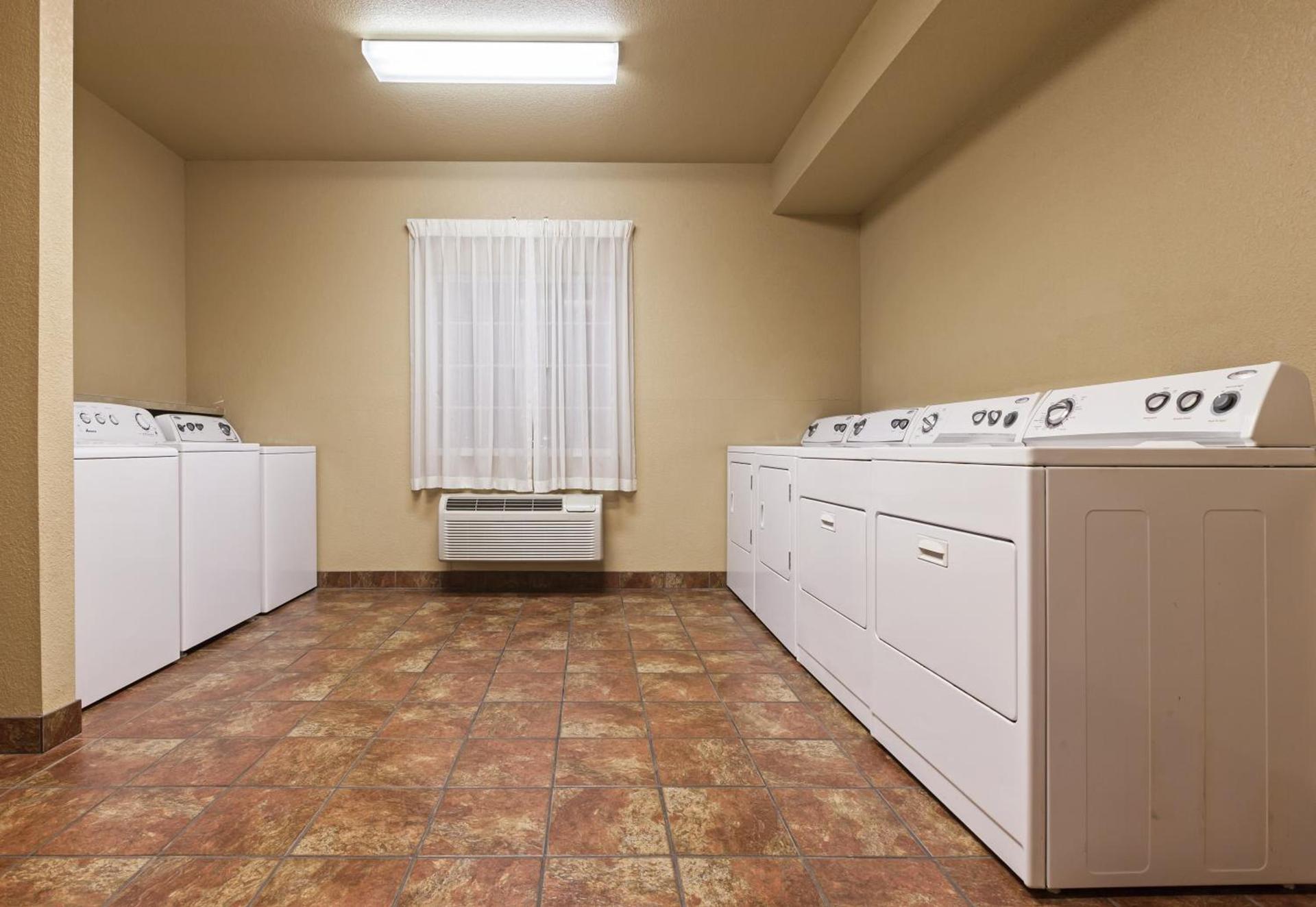 Candlewood Suites St. Robert by IHG photo 17