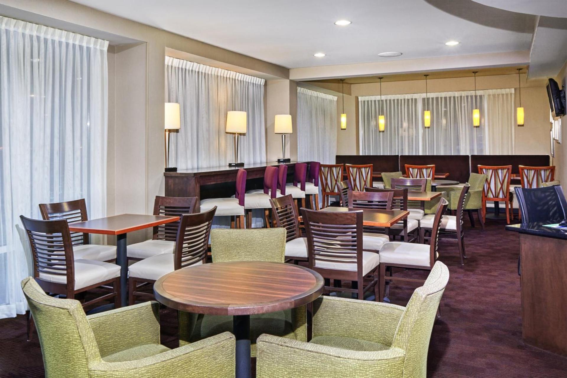 Holiday Inn Express Hotels- Hampton by IHG photo 22