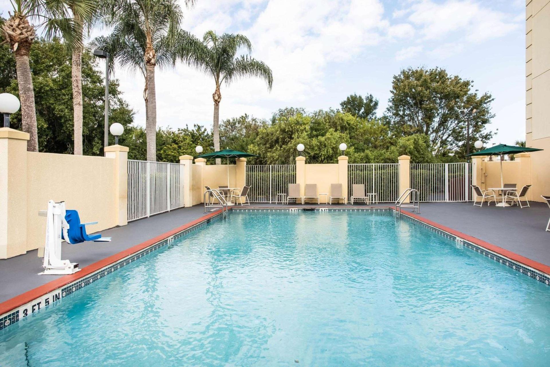 La Quinta by Wyndham Melbourne Viera photo 12