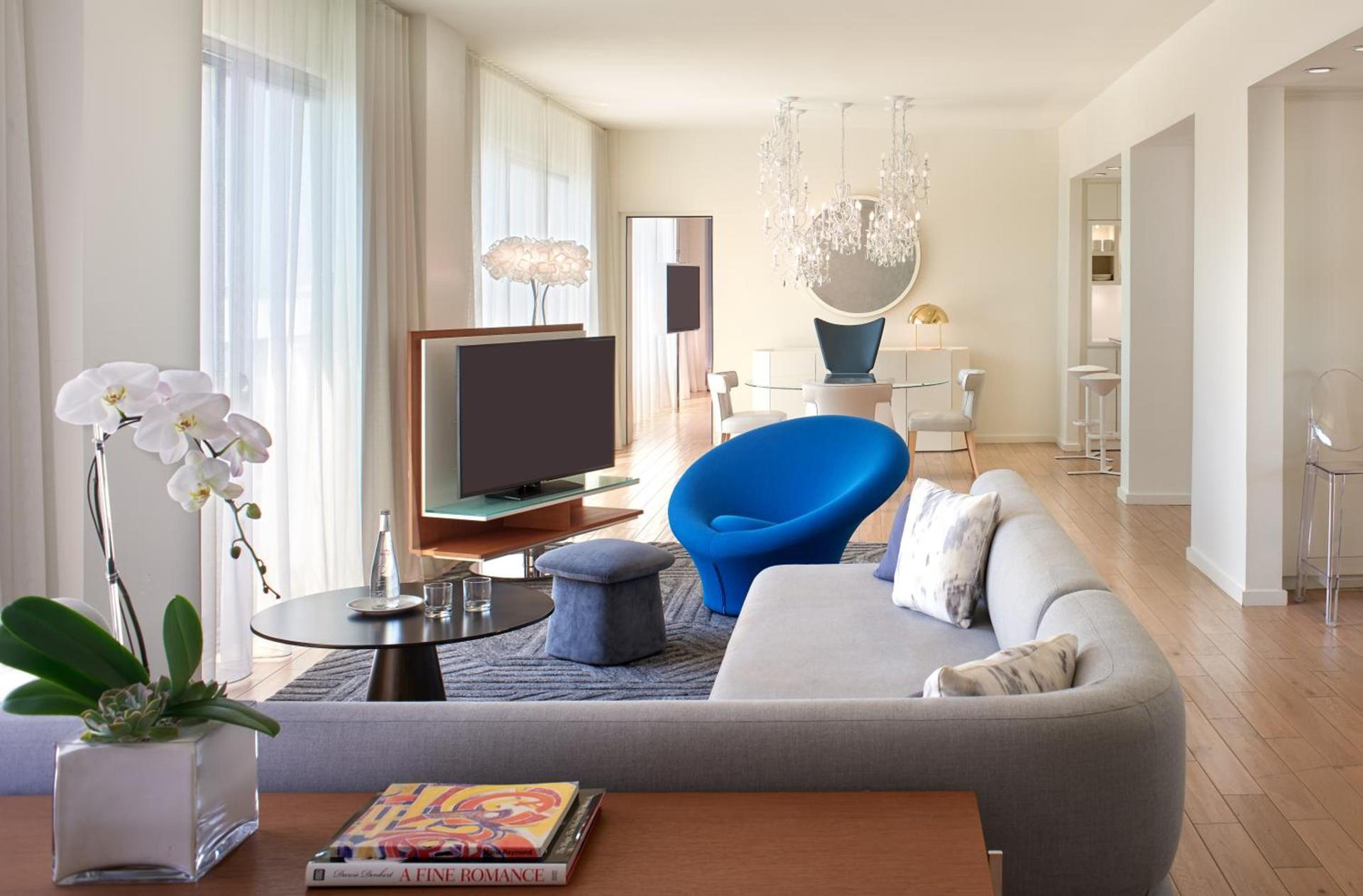 The Valorian Los Angeles, Curio Collection by Hilton photo 88